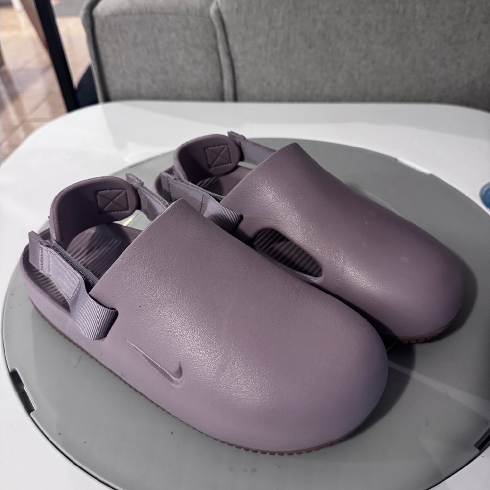 Nike Calm Women’s Mules- Size 9- Purple
